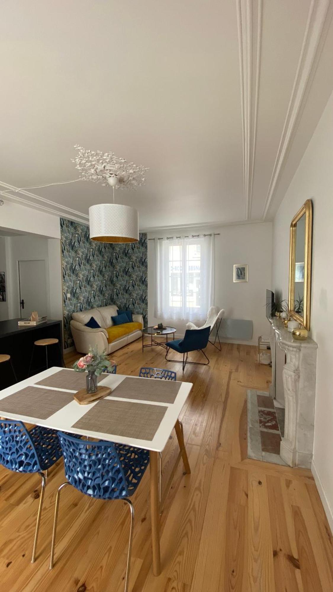 La Leonardine A Deux Pas Du Chateau Royal Amboise Bagian luar foto